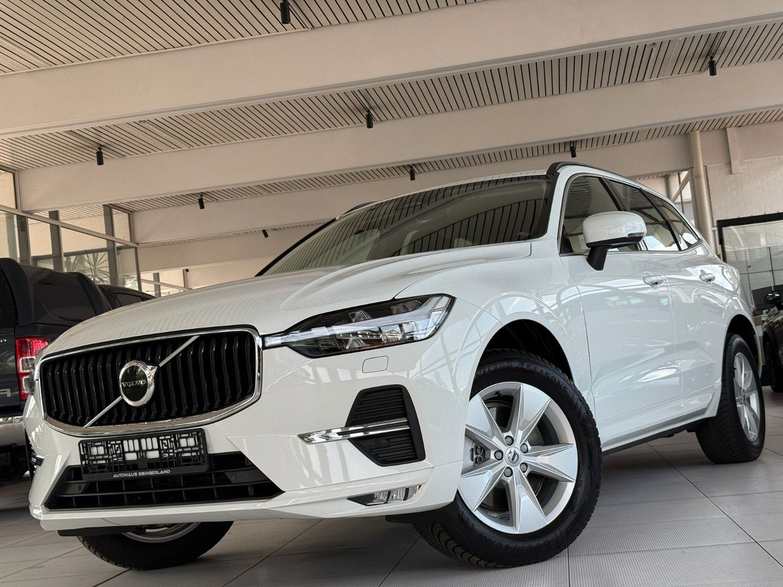 Volvo XC 60 Momentum Pro 2WD/SOUNDSYS./NAVI/TEMPOMAT