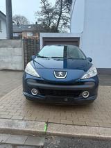 Peugeot PEUGEOT 207 1.4benzin TÜV 11.2027 erst hand - Peugeot 207: Sportwagen