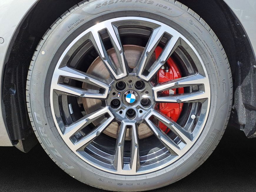 BMW i5 eDrive40 250 kW, 4-türig (Strom) foto 8