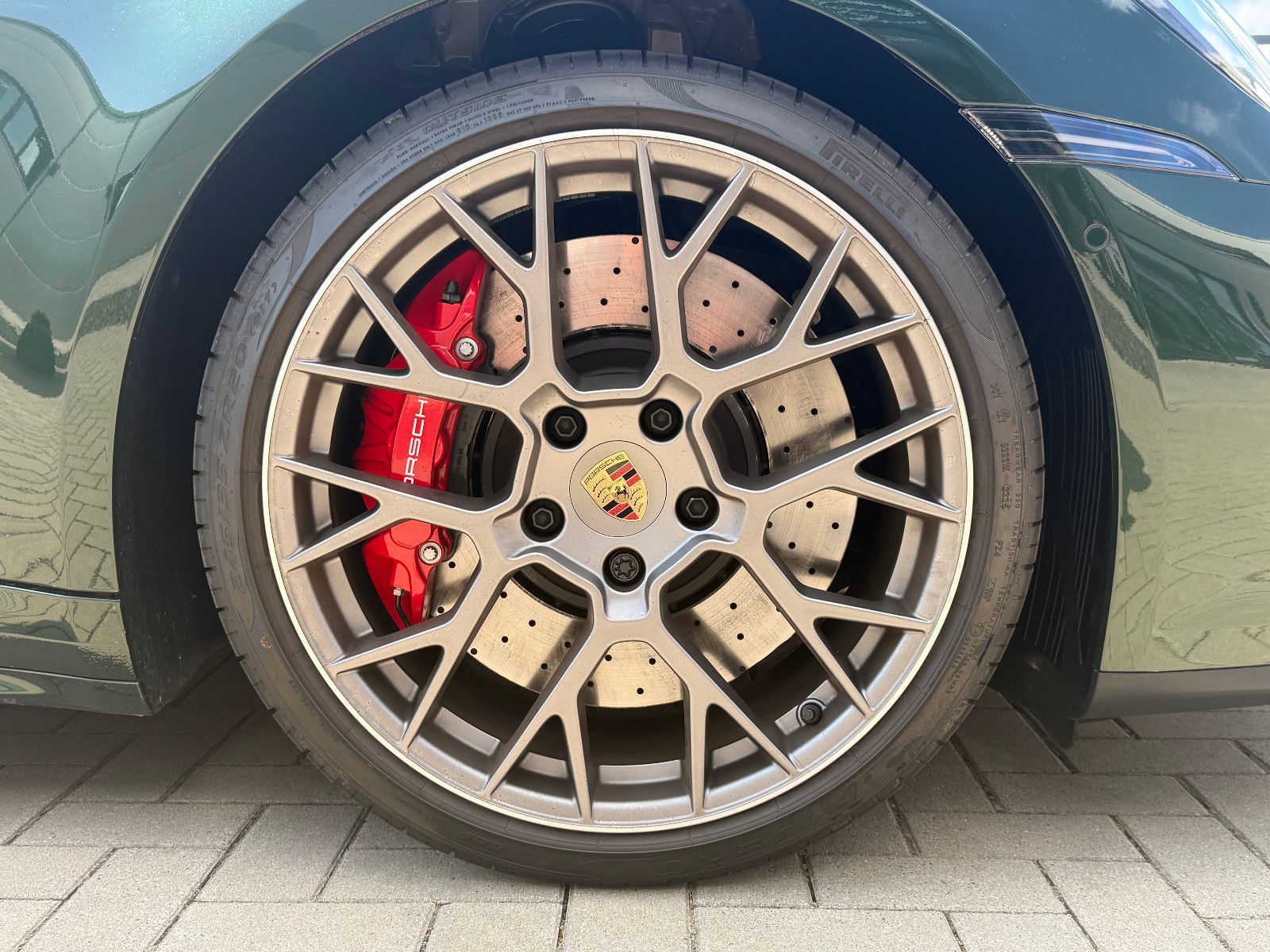 Fahrzeugabbildung Porsche 992.2/911 Carrera S Cabrio-BOSE-14Wege-LED