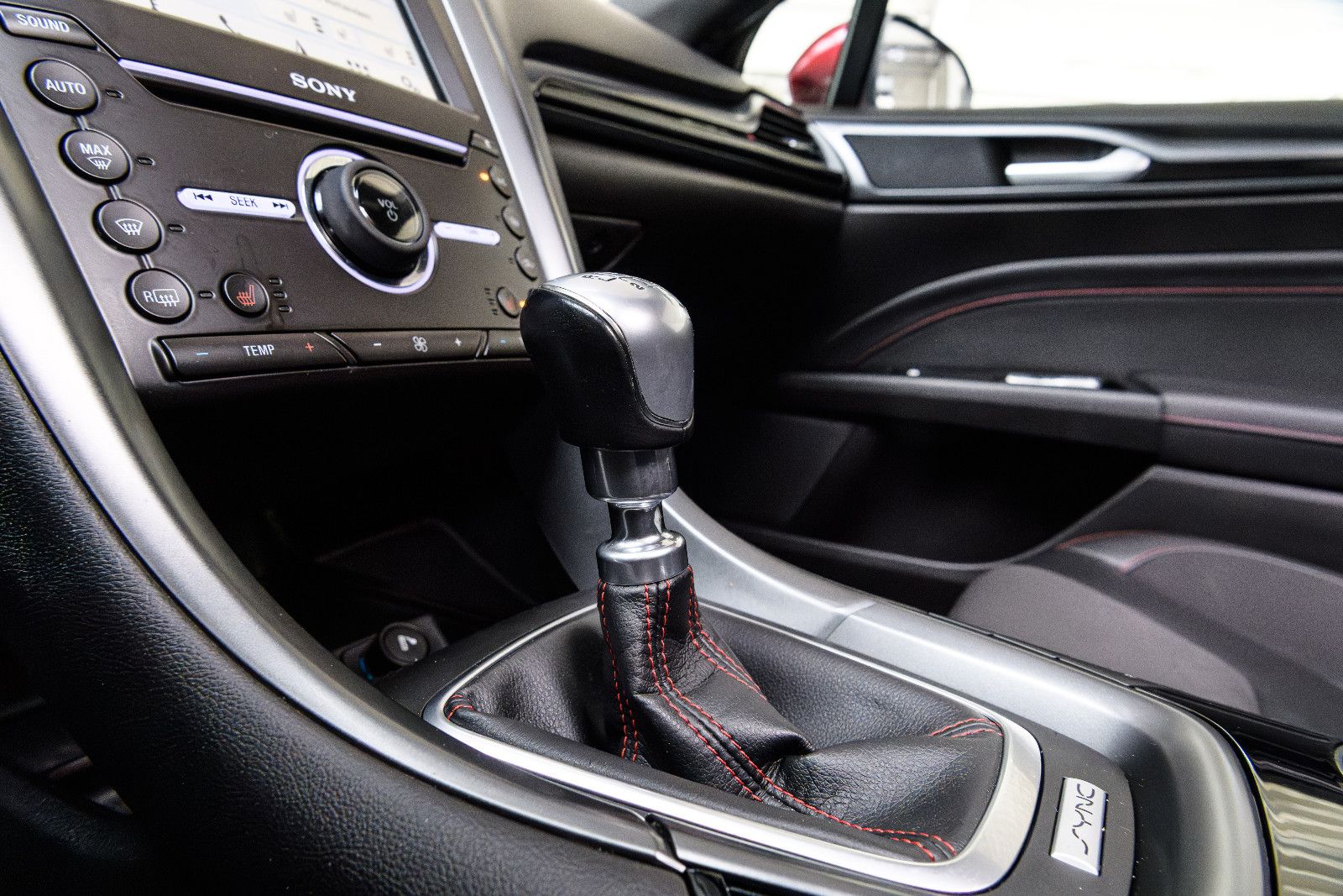 Fahrzeugabbildung Ford Mondeo Turnier ST-Line+PANO+LED+GJR+ACC+SHZ+MEMO