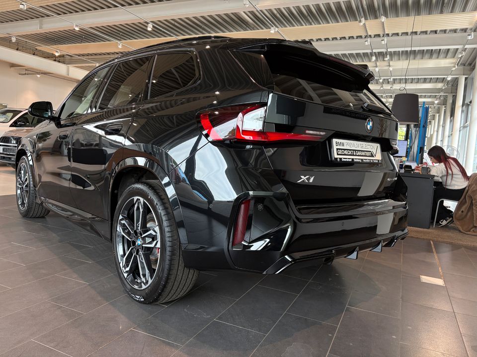 BMW X1 sDrive20i Steptronic M Sportpaket AHK foto 4