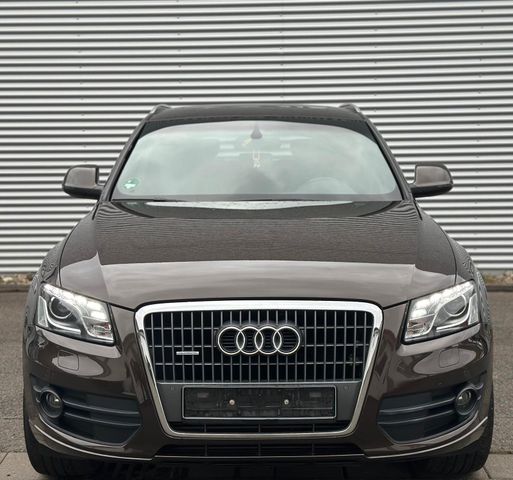 Audi Q5 2.0 TFSI  quattro/ ALLES NEU/ TOP/ TÜV NEU