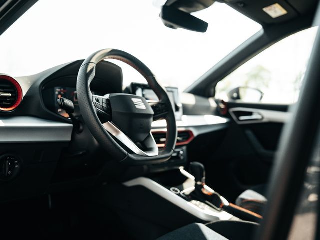 SEAT Arona FR 1.0 TSI EU6e, DSG, ACC, RFK, Fahrerassi