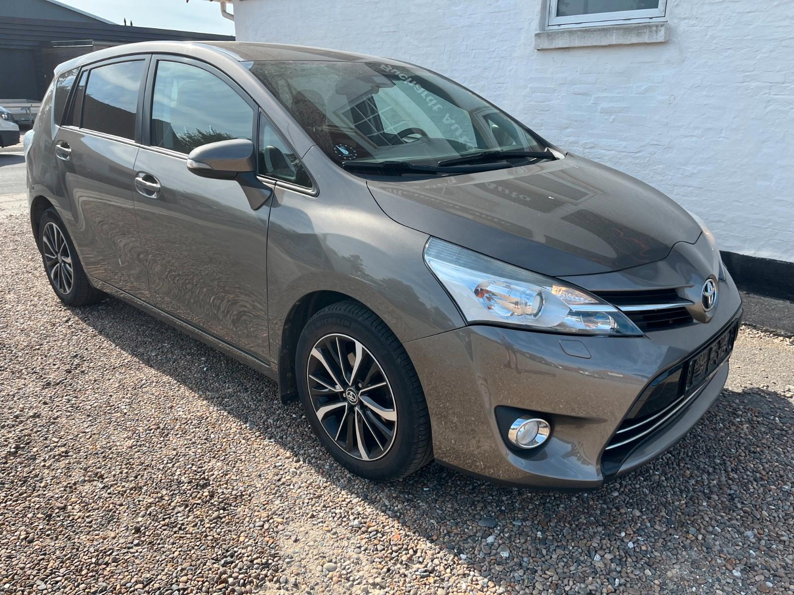 Toyota Verso T2 Premium
