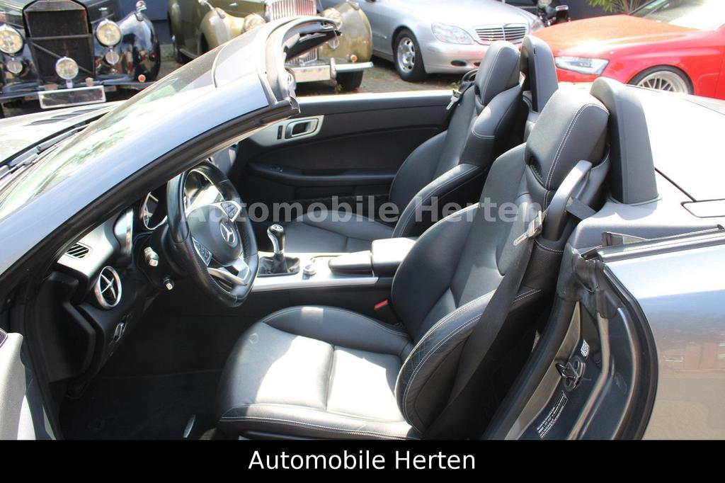 Mercedes-Benz SLC 180