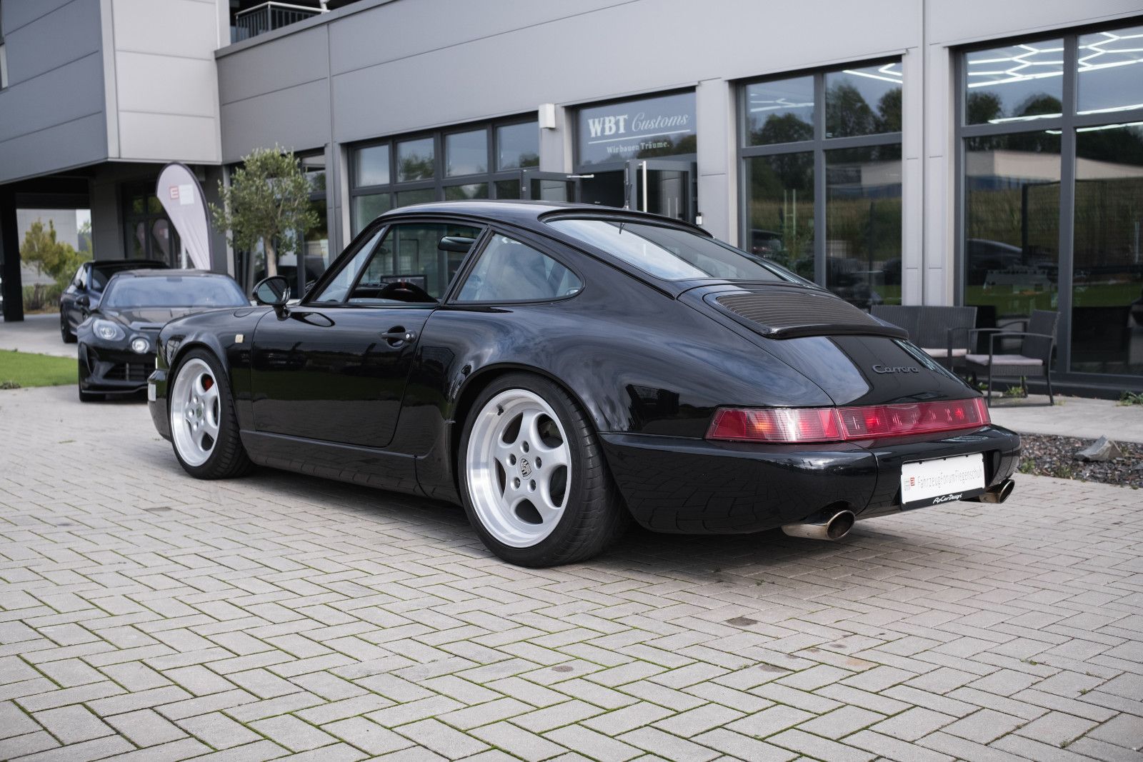 Fahrzeugabbildung Porsche 964 C4 Coupe-300 PS-18 Zoll Cup-KW Fahrwerk