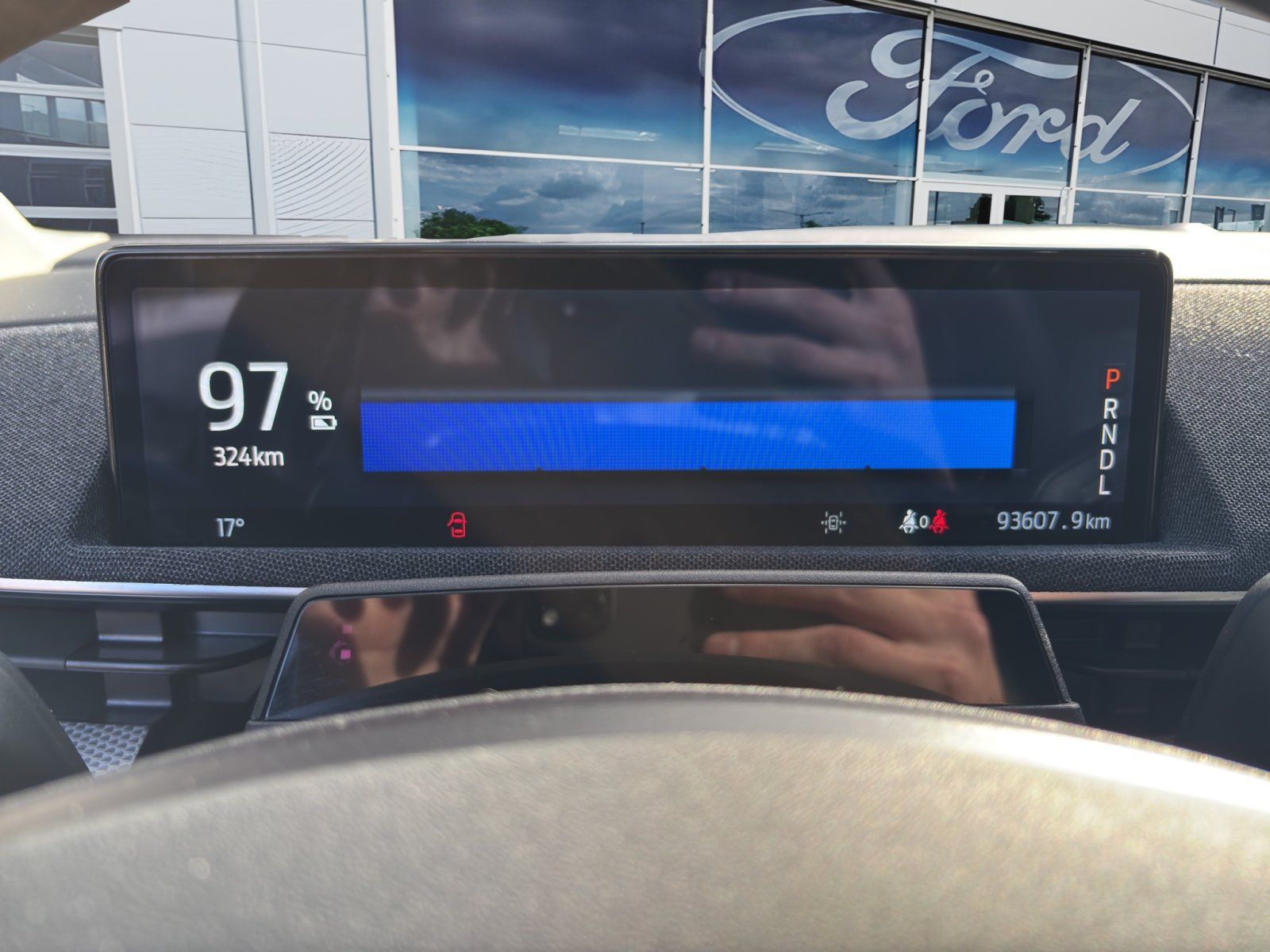 Fahrzeugabbildung Ford Mustang Mach-E Basis