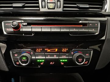 Fahrzeugabbildung BMW X1 sD20i Navi LED AHK Lenkradheizung PDC M Sport