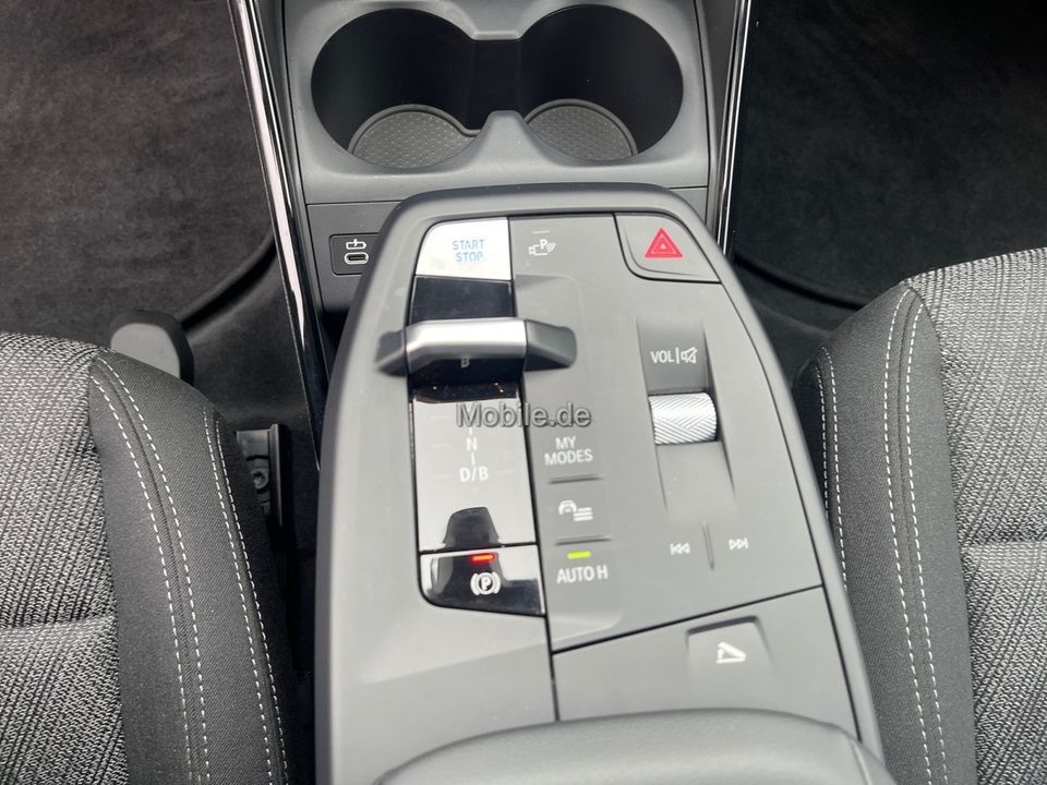 BMW iX1 - Bild 12