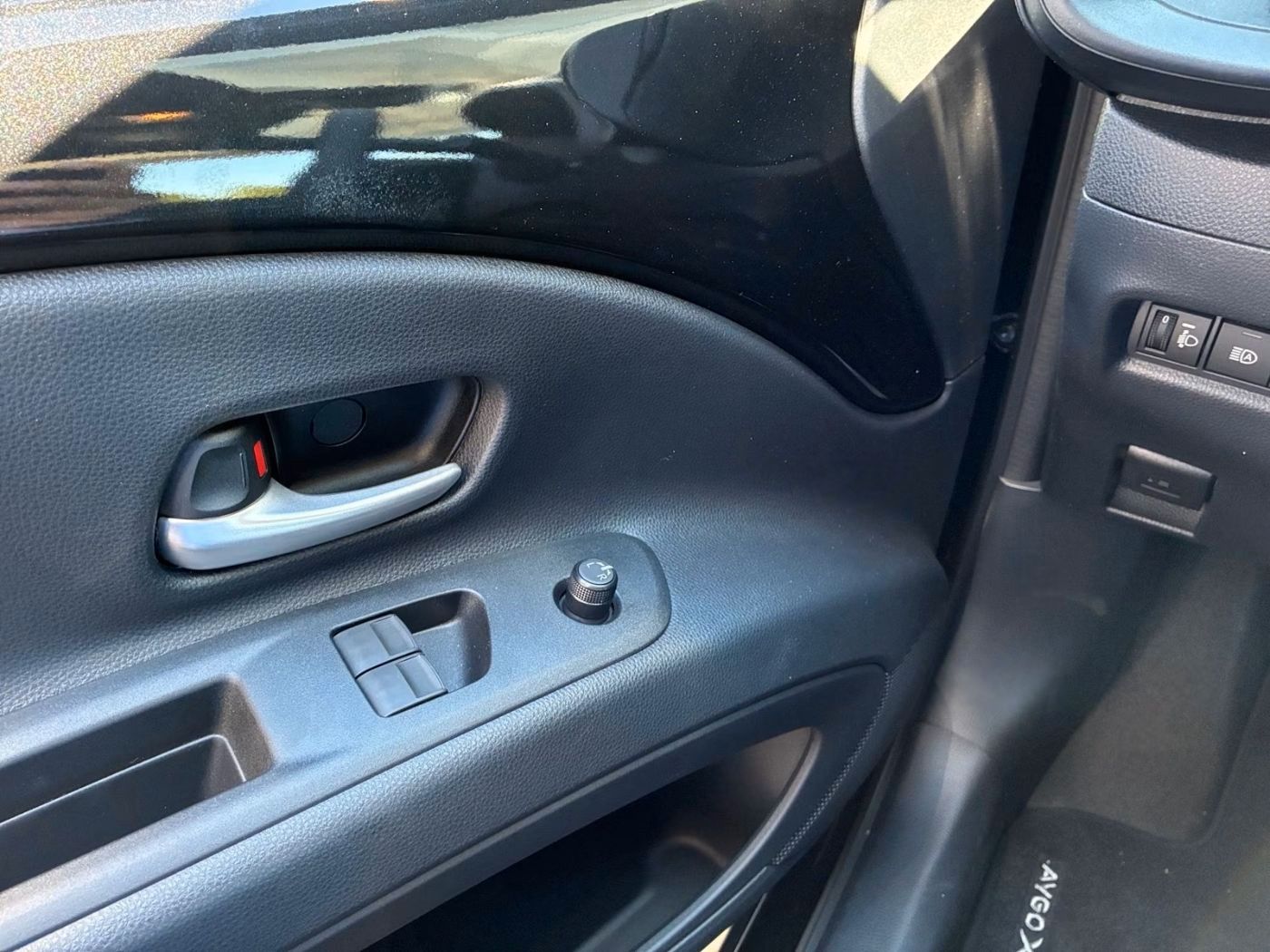 Fahrzeugabbildung Toyota Aygo X Active 1.5-l-Hybrid Kamera,SHZ,ACC,AUT