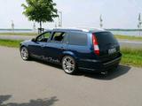 Ford Der Sommer kommt und er wird laut. - Ford Mondeo aus 2006: Kombi
