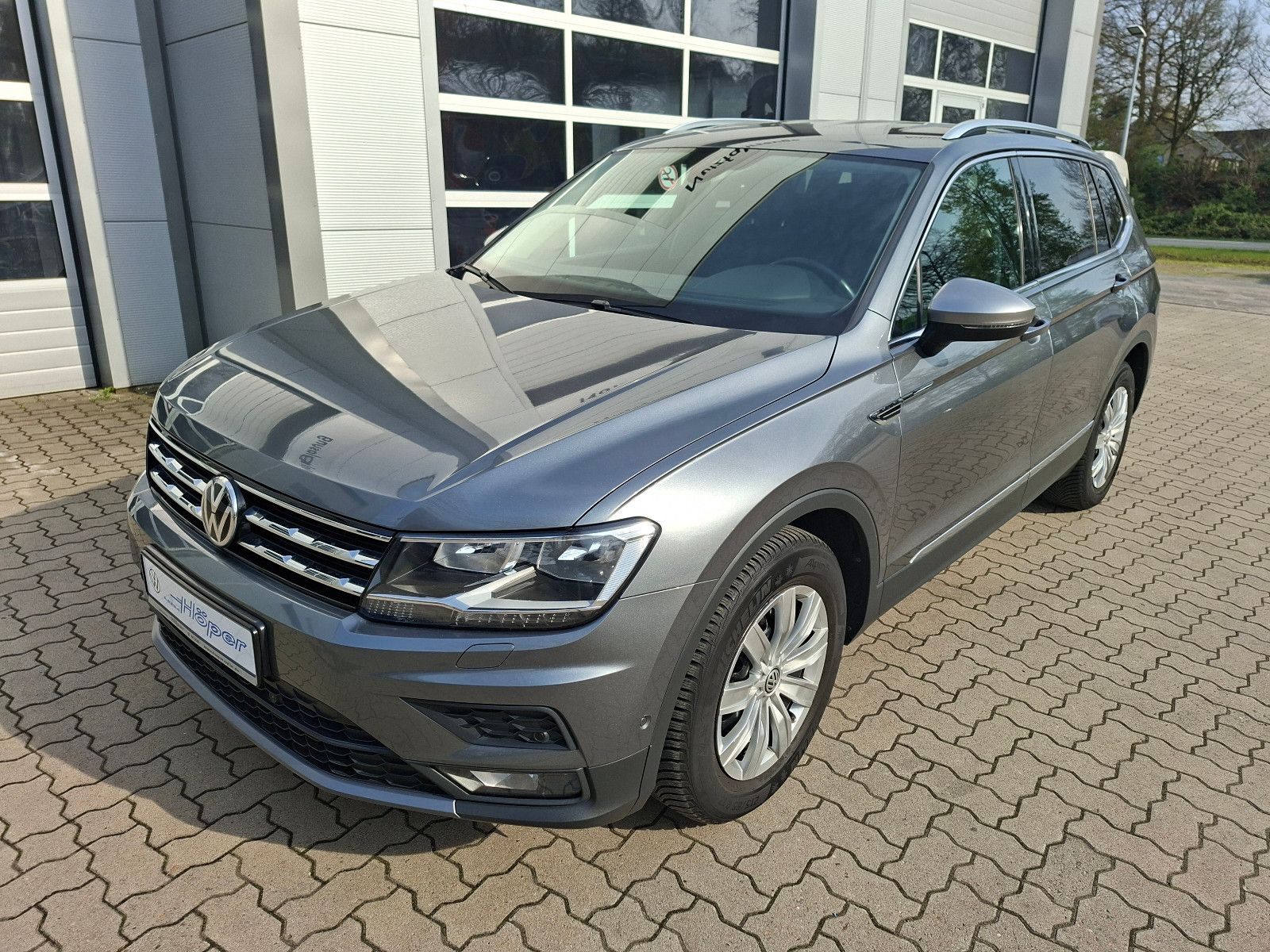 VW Tiguan Allspace 1.4 TSI Comfortl.+7-SITZER+AHK