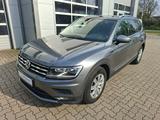 Volkswagen Tiguan Allspace 1.4 TSI Comfortl.+7-SITZER+AHK - VW Tiguan Allspace Gebrauchtwagen in Bremen