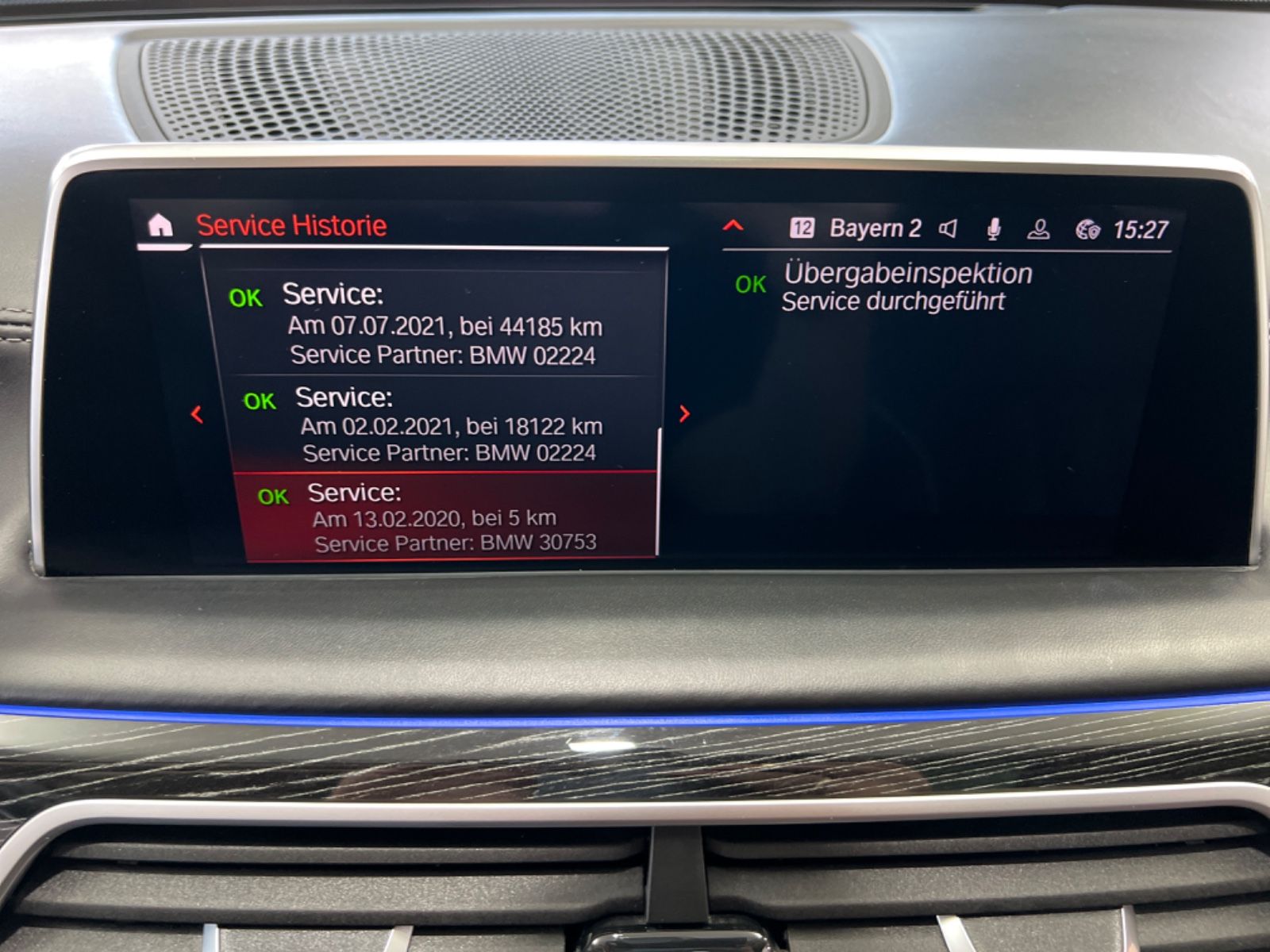Fahrzeugabbildung BMW 750 d xDrive*LASER*TV*AHK*REMOTE-PARK*KAMERA*ACC