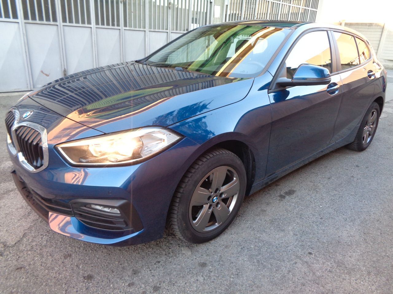 BMW Bmw 116 116d 5p. Advantage automatico neopatenta
