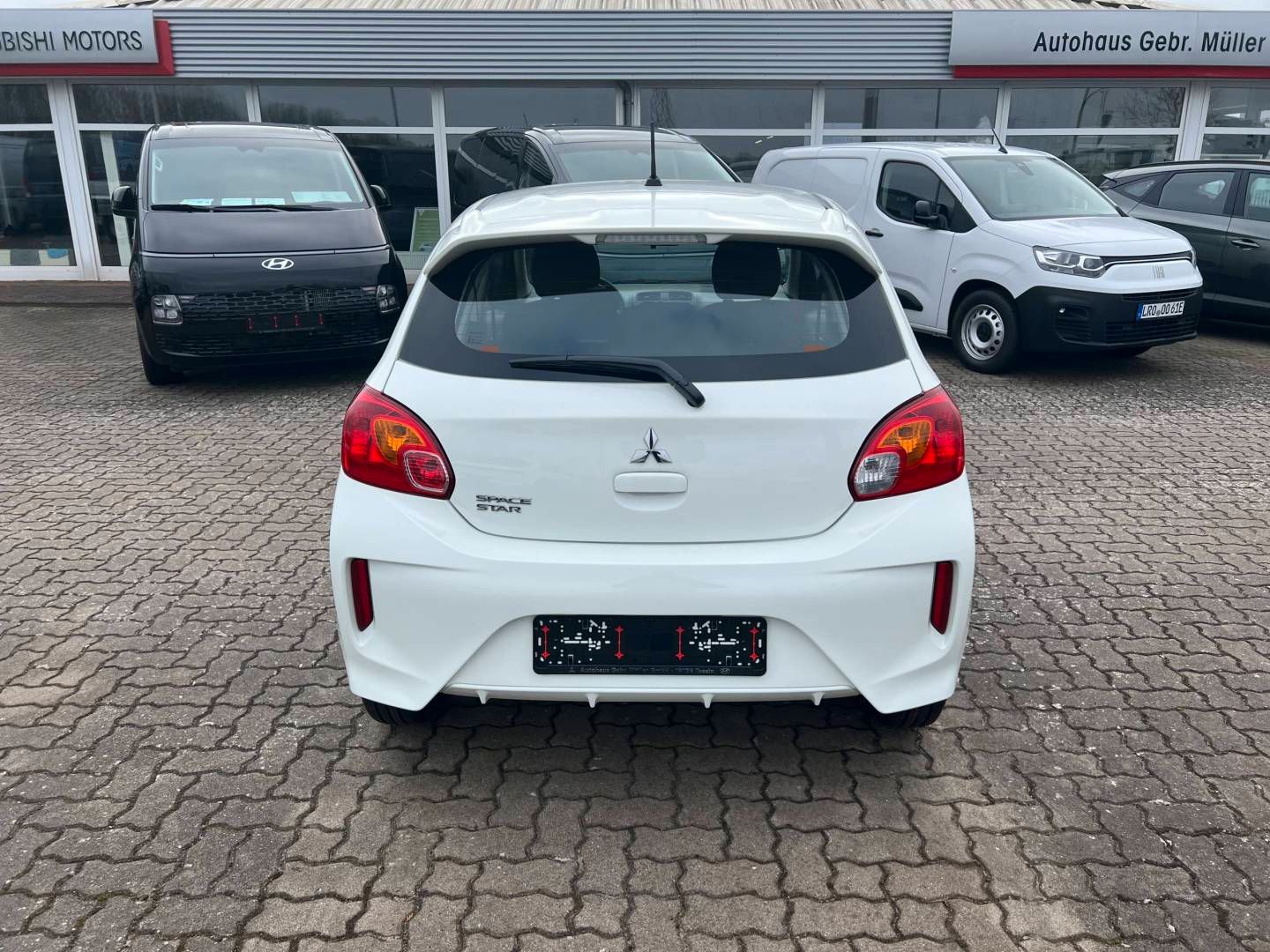 Fahrzeugabbildung Mitsubishi Space Star Select