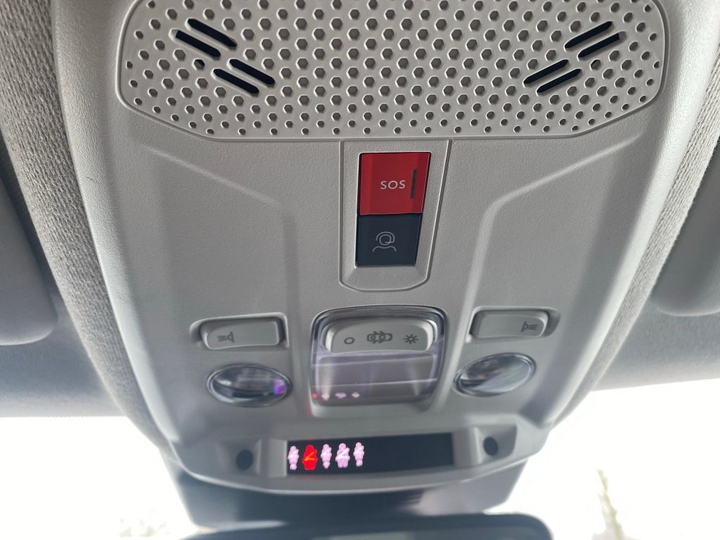 Fahrzeugabbildung Citroën C4 Benzin 130 Automatik MAX *Winter+Techno-Pak*