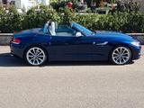 BMW Z4 sDrive35is - - BMW Z4: Blau