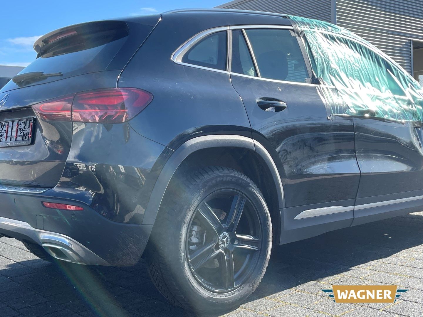 Fahrzeugabbildung Mercedes-Benz GLA 180 LED Navi Sitzheizung Frontschaden