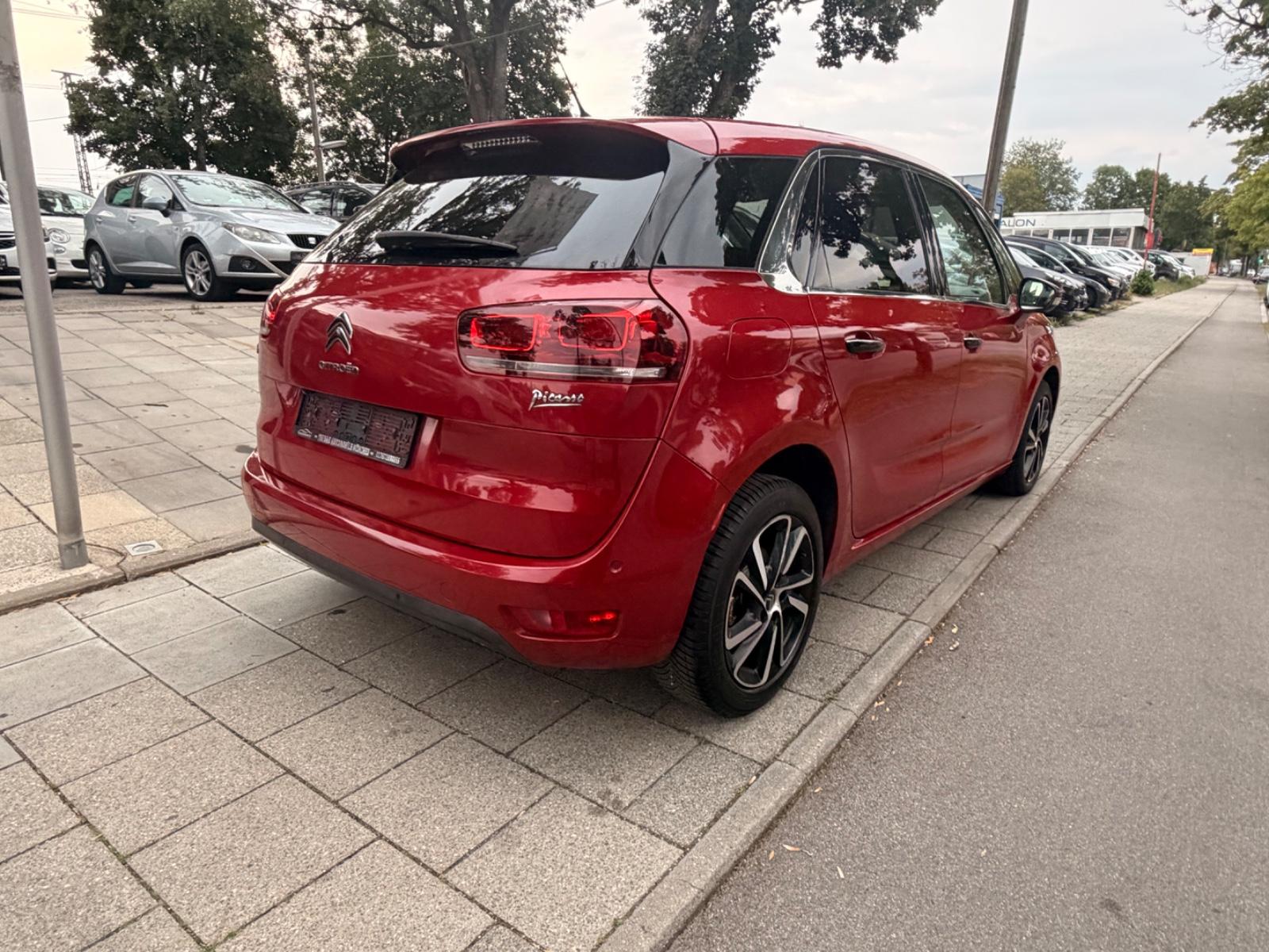 Citroën C4 Picasso Navi Massage Klima PDC Automatik Pano