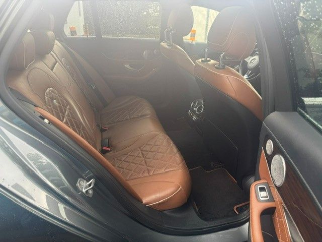 Fahrzeugabbildung Mercedes-Benz C 250  DESIGNO BlueTec / d 4Matic PANO LED LEDER