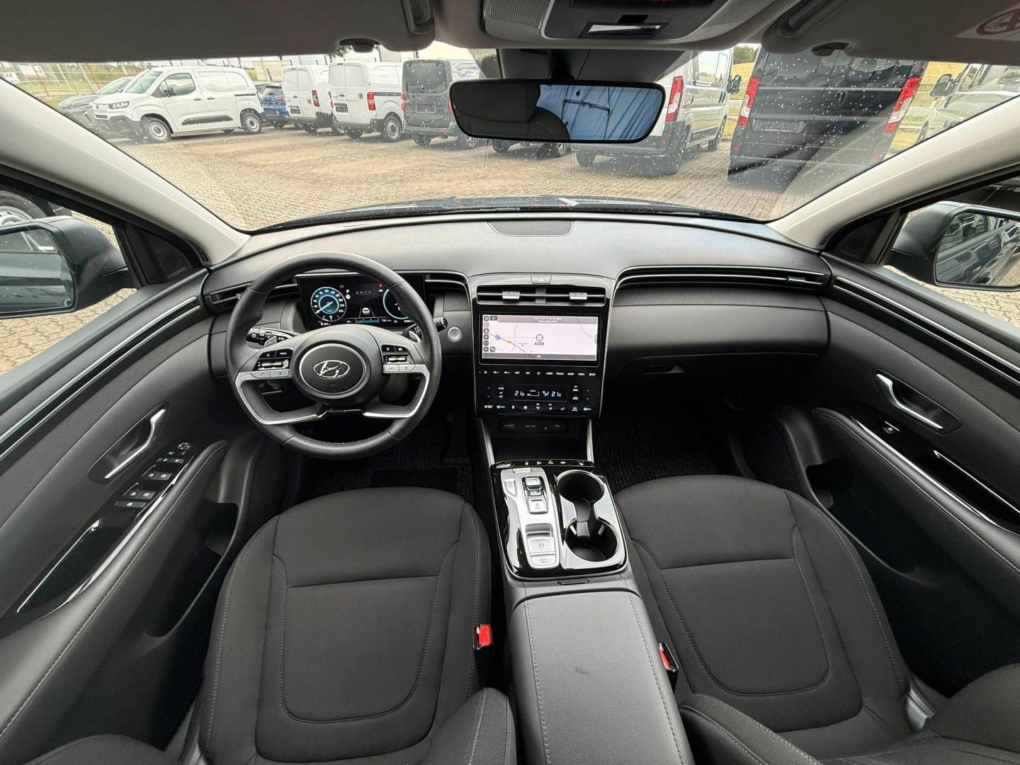 Fahrzeugabbildung Hyundai NEW Tucson Hybrid 1.6 T-GDi 230PS 6-AT 2