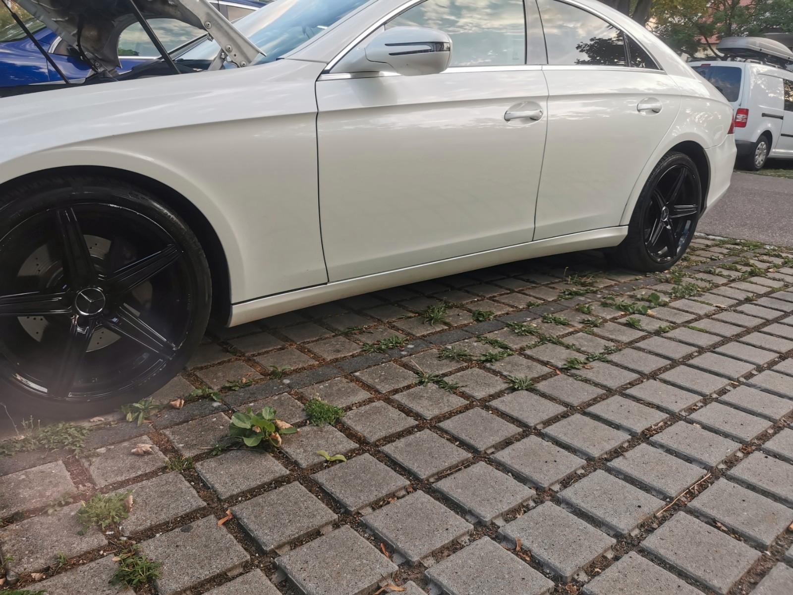 Mercedes-Benz CLS 300 -facelift top zustand 