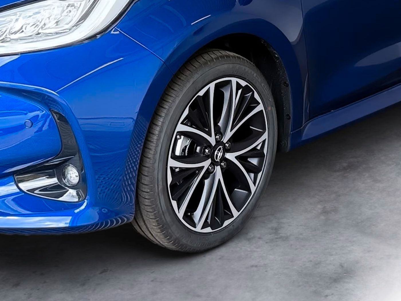 Fahrzeugabbildung Toyota Yaris Teamplayer 1.5-l-Hybrid KAMERA LED ACC