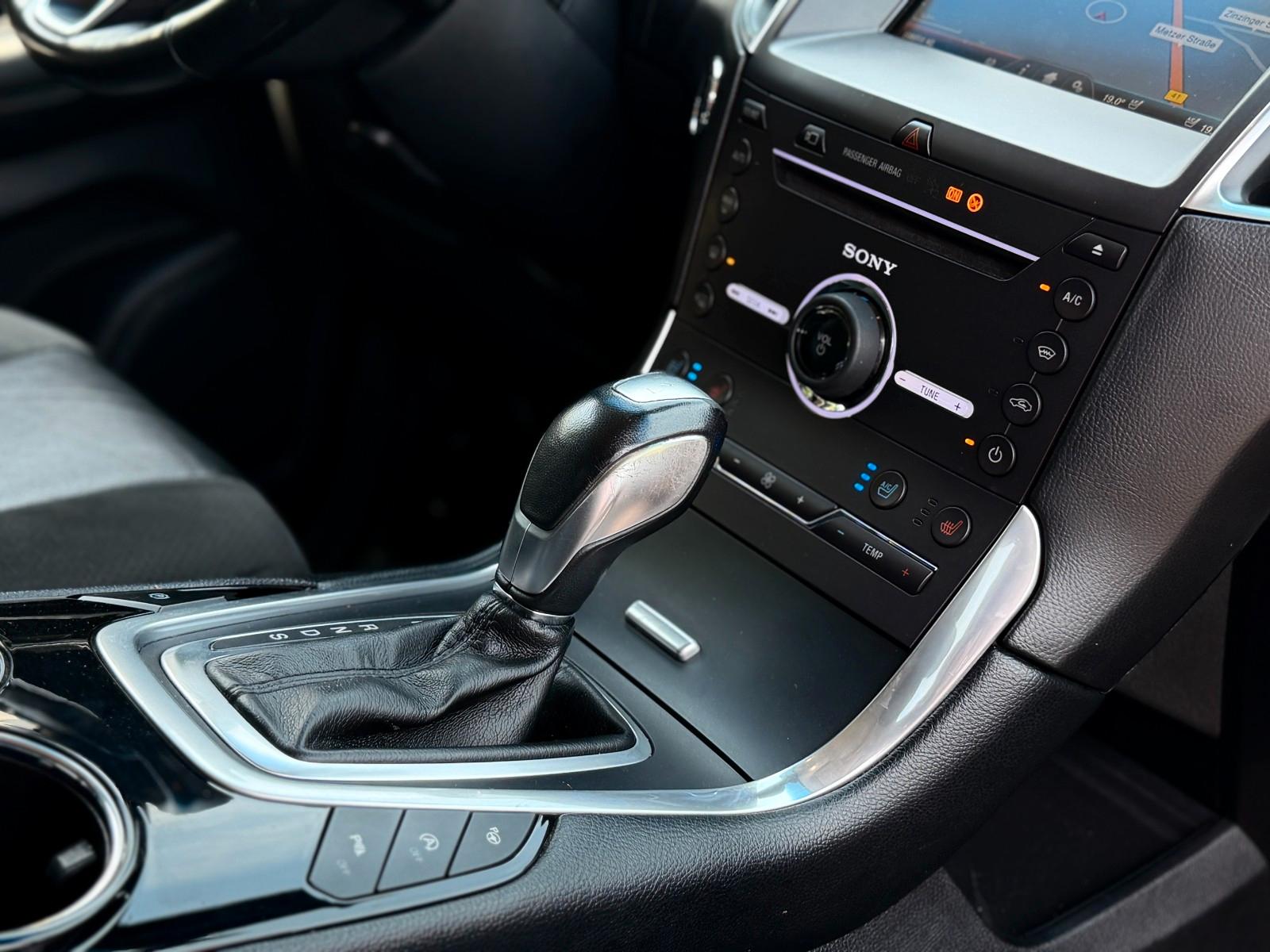 Ford Edge Sport 4x4 PANO/AUT/CAM/SHZ