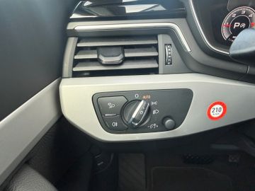 Audi A4 Lim. 30 TDI S tronic advanced|Schiebedach|DAB