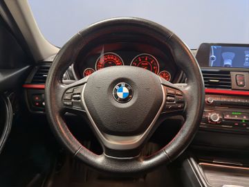BMW 320 - 12