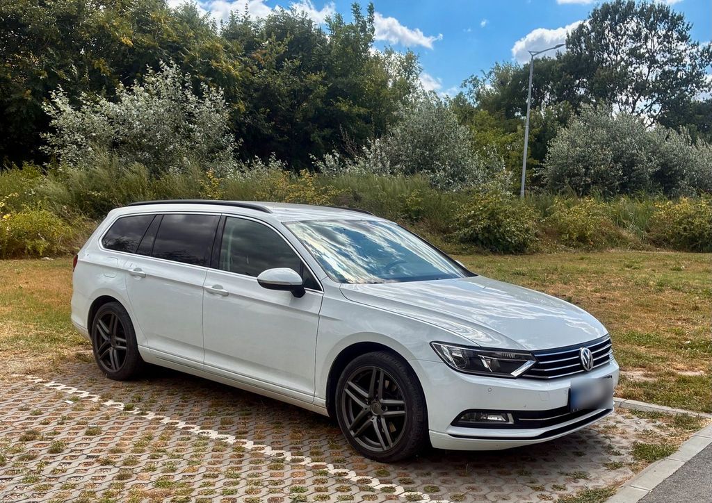 Image of Volkswagen Passat Variant