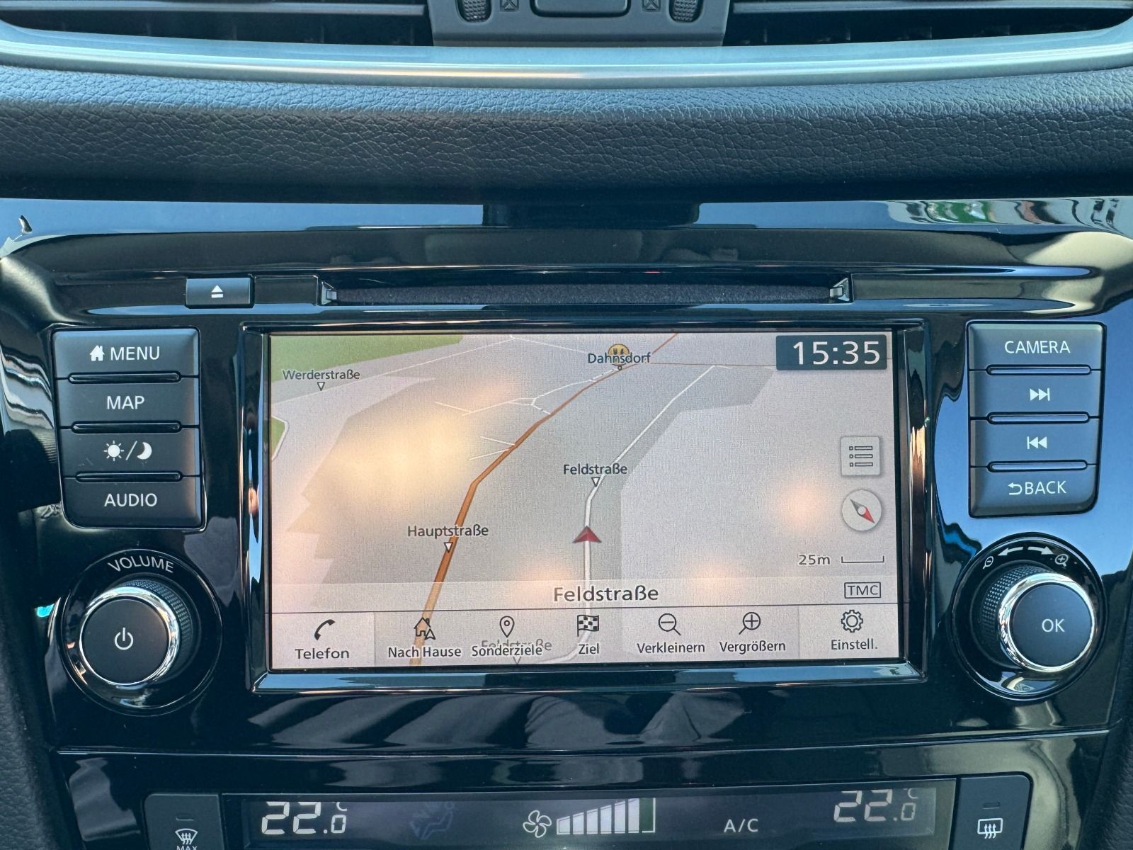 Fahrzeugabbildung Nissan Qashqai Akari 140PS 6-Gang*360°CAM*Pano*StHz*Led