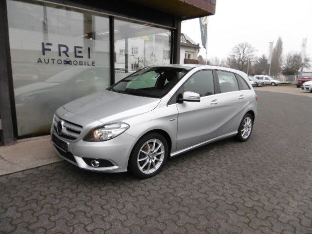 Mercedes-Benz B 180 BlueEFFICIENCY,SEHR GEPF,34000 KM ,NAVI