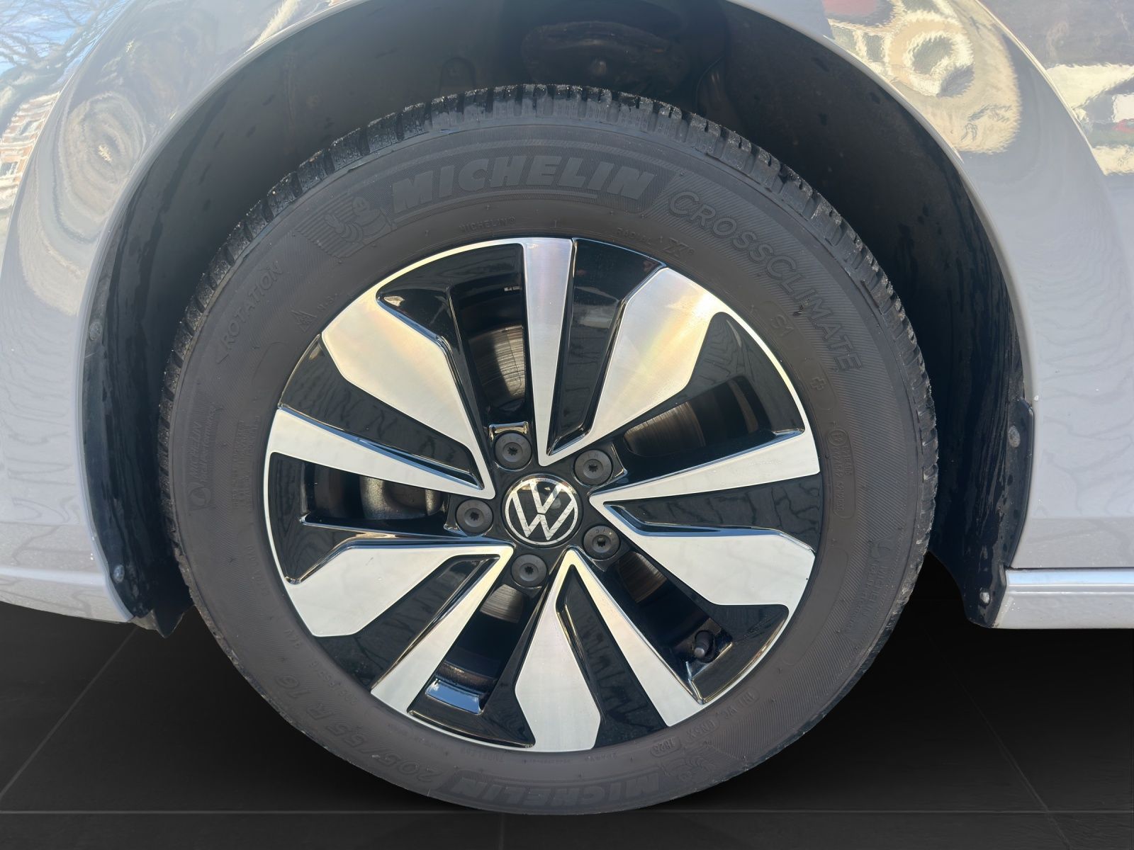 Volkswagen Golf - Bild 7