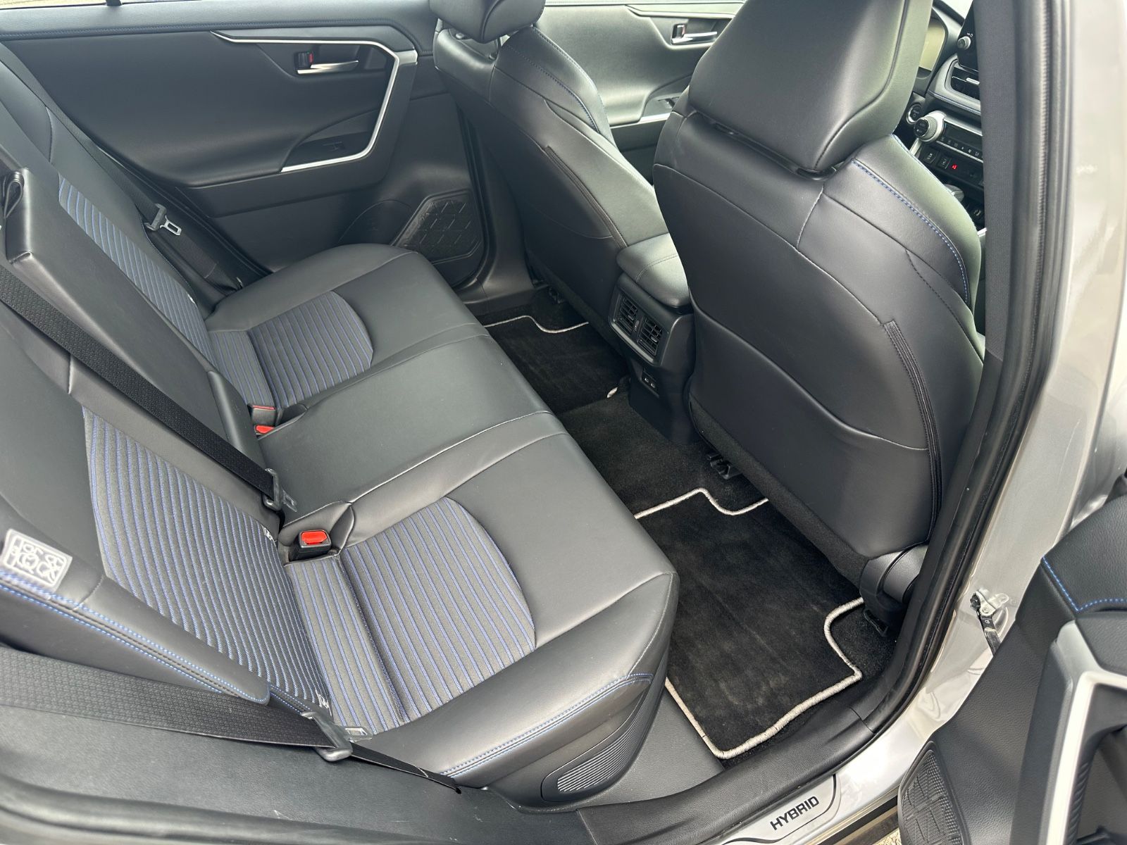 Toyota RAV4 Hybrid 4x2*Teamplayer*18"*360°*Spur*Abst.Te foto 13