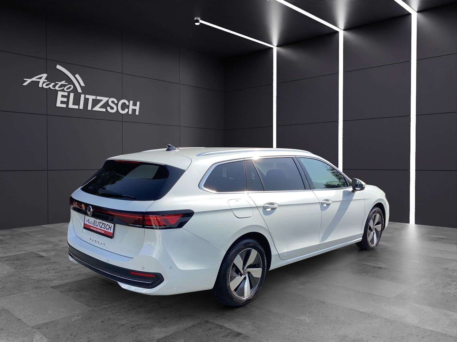 Fahrzeugabbildung Volkswagen Passat TDI Elegance DSG LED ACC AHK NAVI TRAILER