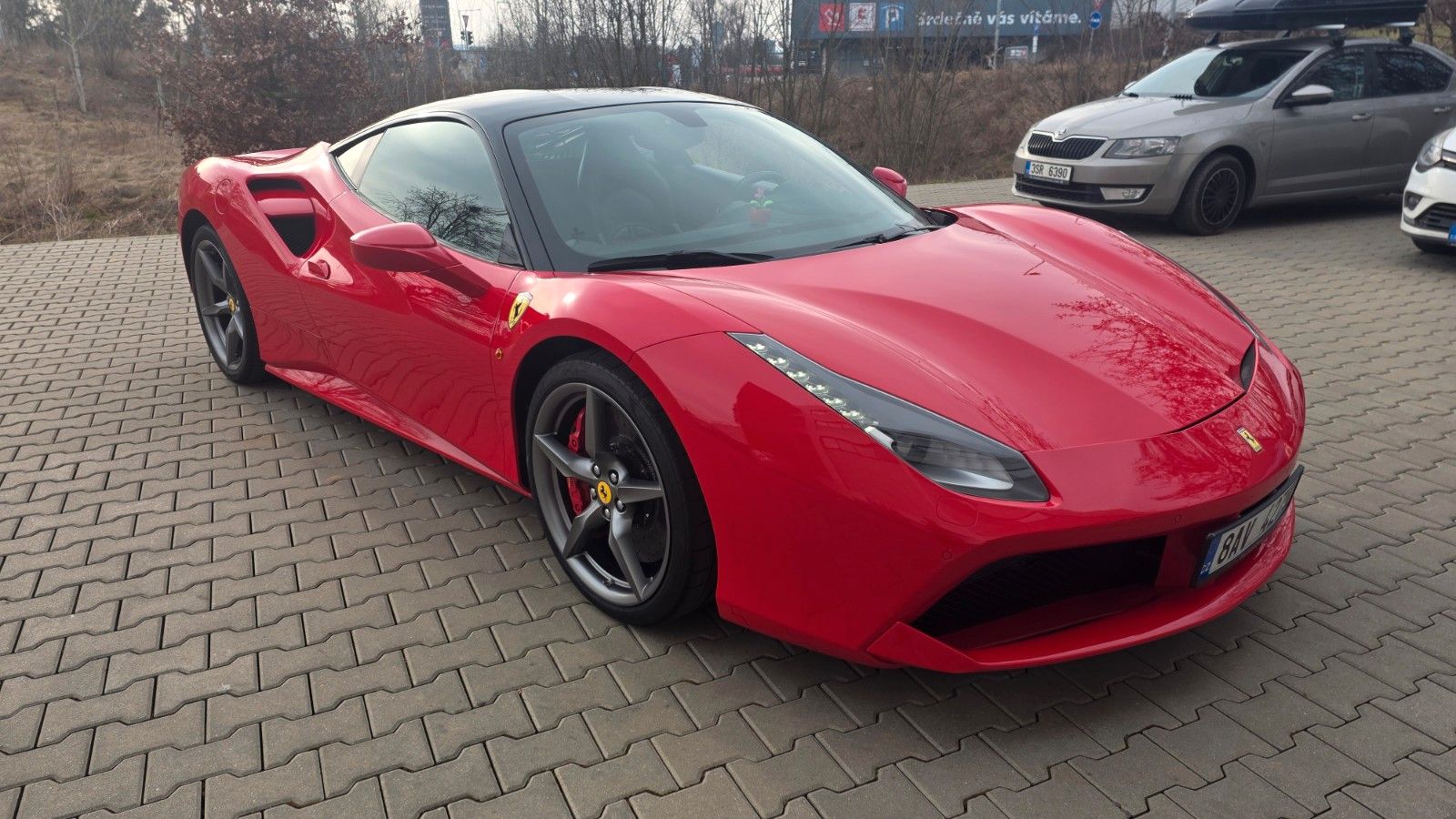 FERRARI 488 GTB