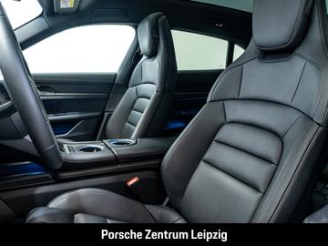 صورة مصغرة 16 لـ 2024 Porsche TAYCAN