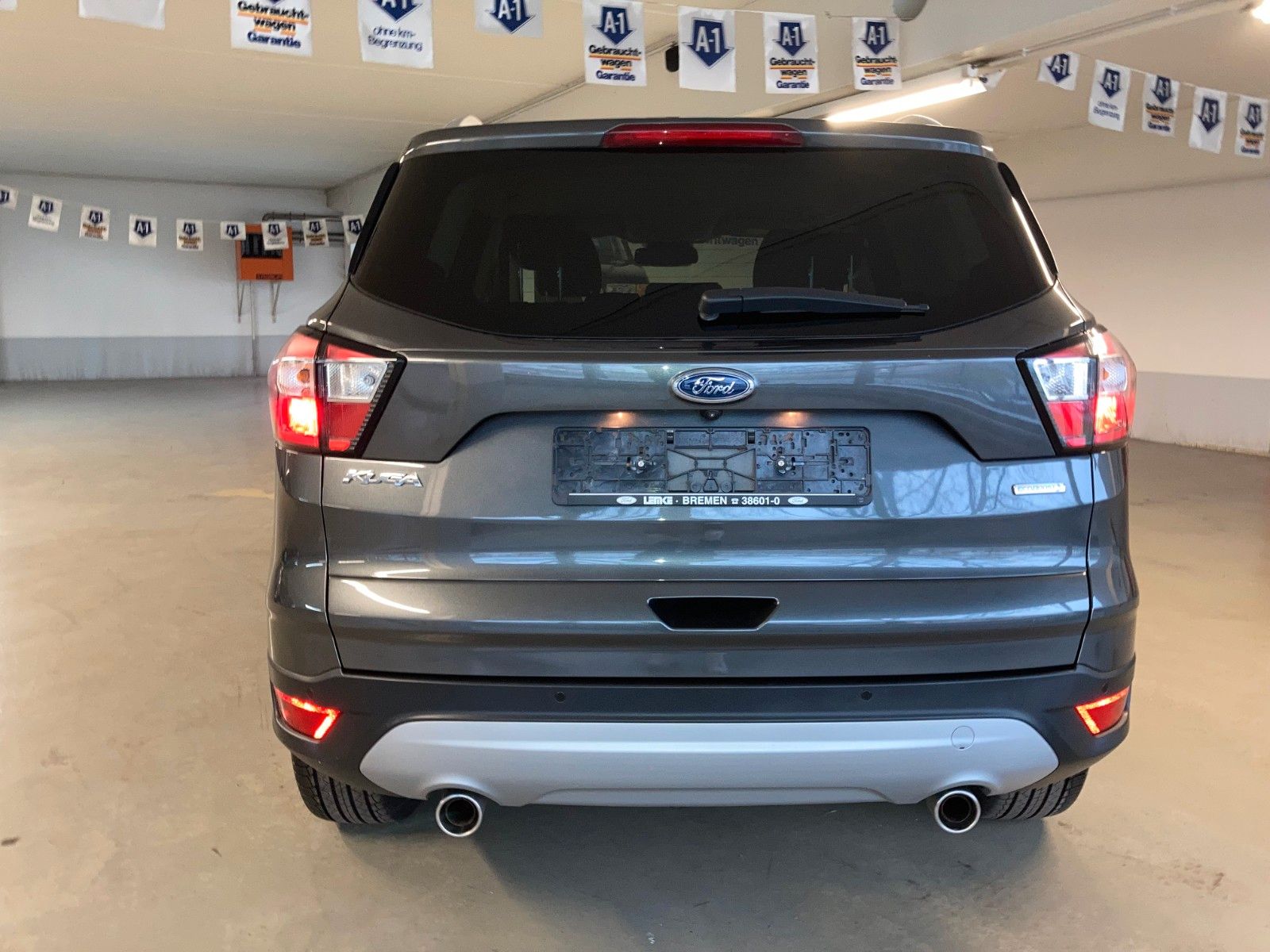Fahrzeugabbildung Ford Kuga Titanium  Kamera, e. Heckkl., Techno-Paket