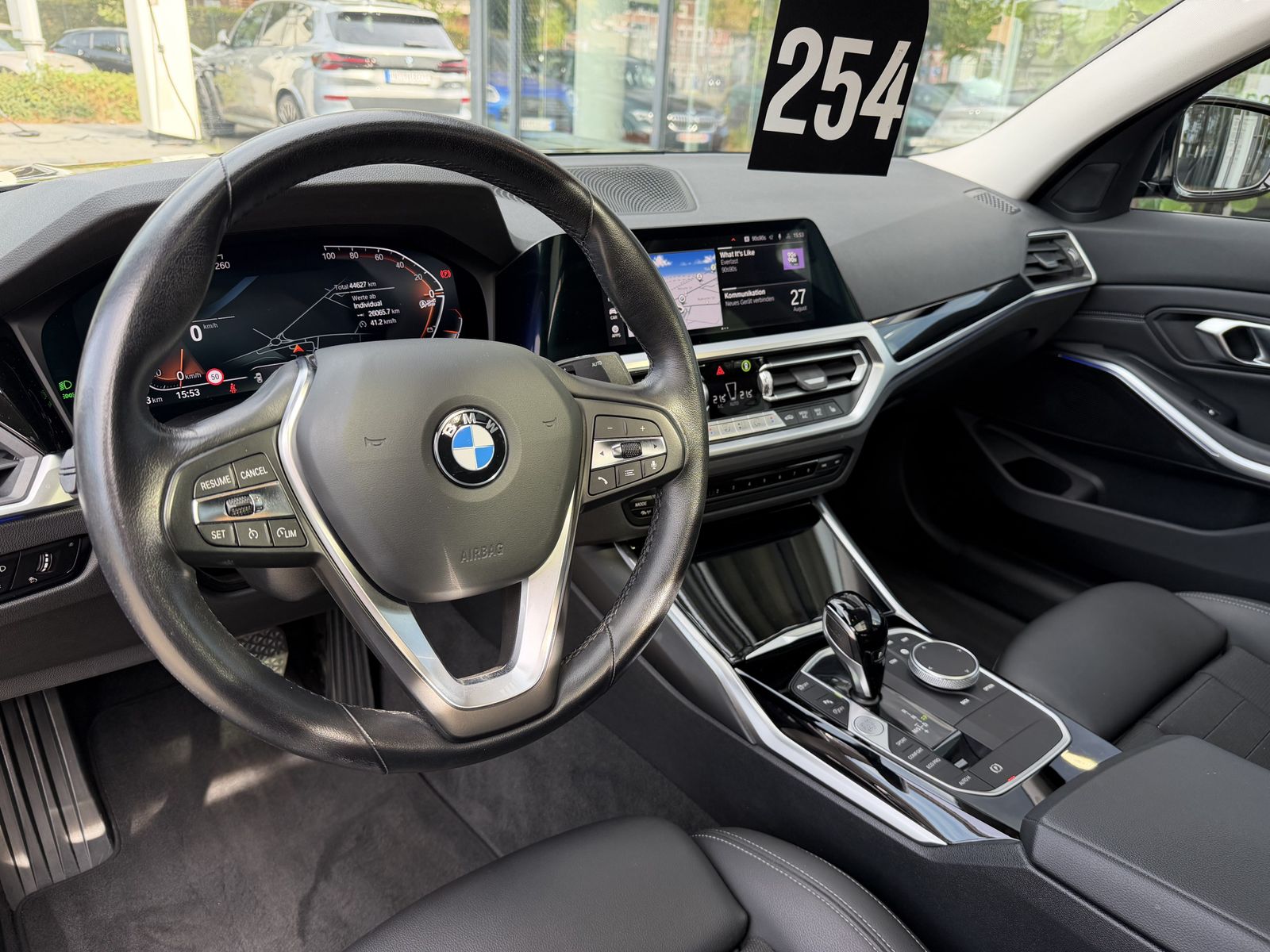 BMW 330i Sport Line Glasdach HiFi DAB SHZ PDC DA foto 4