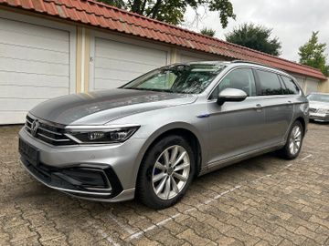 Volkswagen Passat Variant - 4