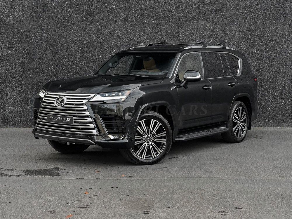 Lexus LX 700