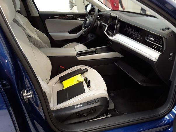 Volkswagen Passat - Bild 13