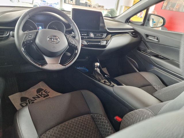 Toyota C-HR 1.8 Hybrid Style SOFORT Weiß Automatik