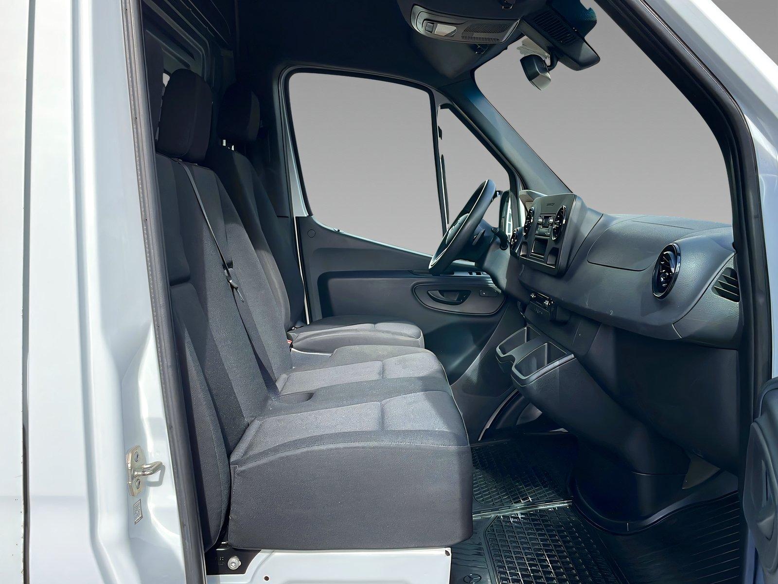 Mercedes-Benz eSprinter Kastenwagen 312 L2H2 Kamera+Klima+SHz