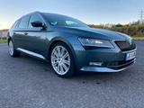 Skoda Superb 1.8 TSI DSG Style Combi Style - Skoda Superb: 1.8