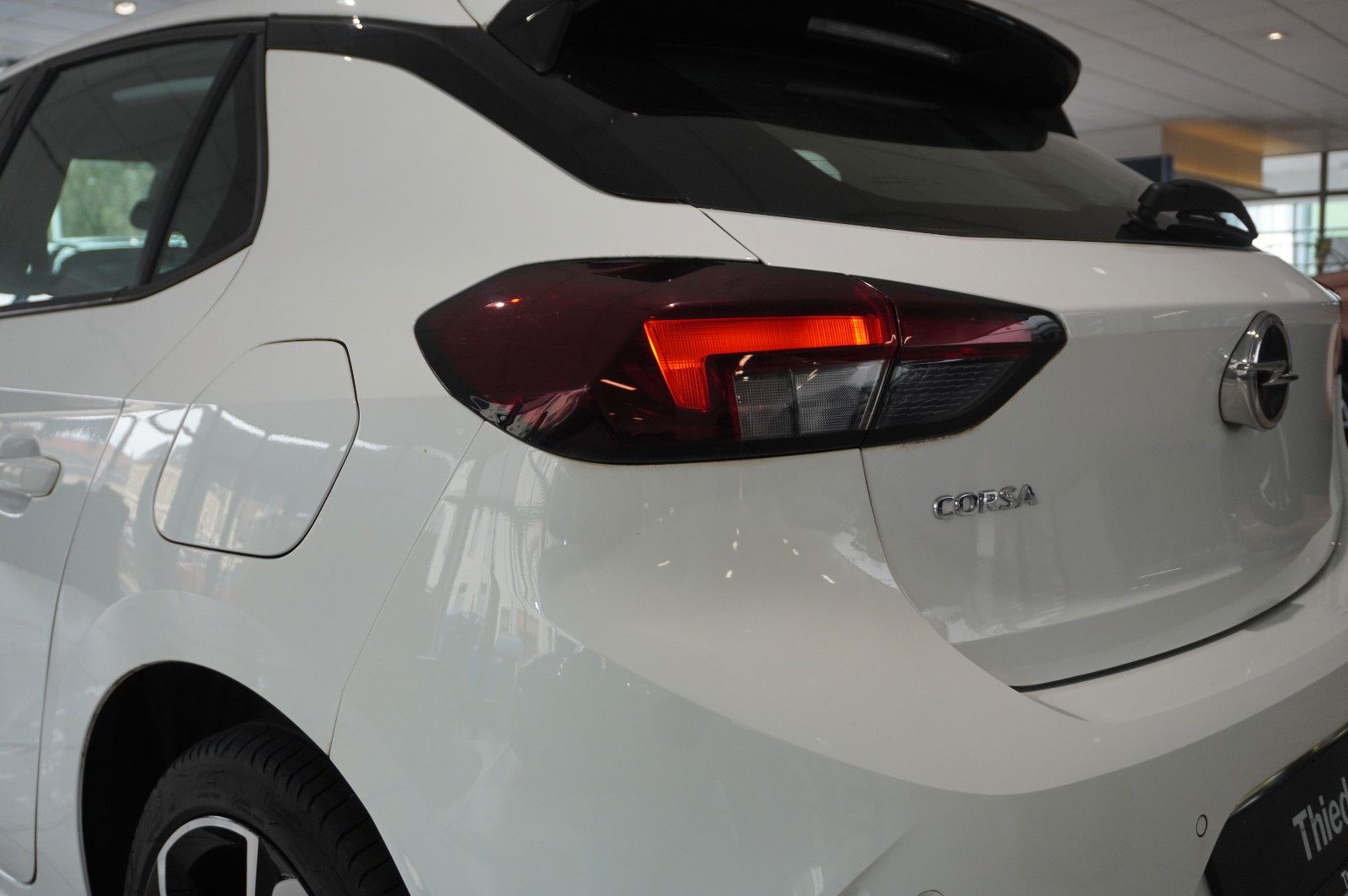 Fahrzeugabbildung Opel Corsa F 1.2 ELEGANCE NAVI/LED/VIRTUAL/SPORT/DAB+