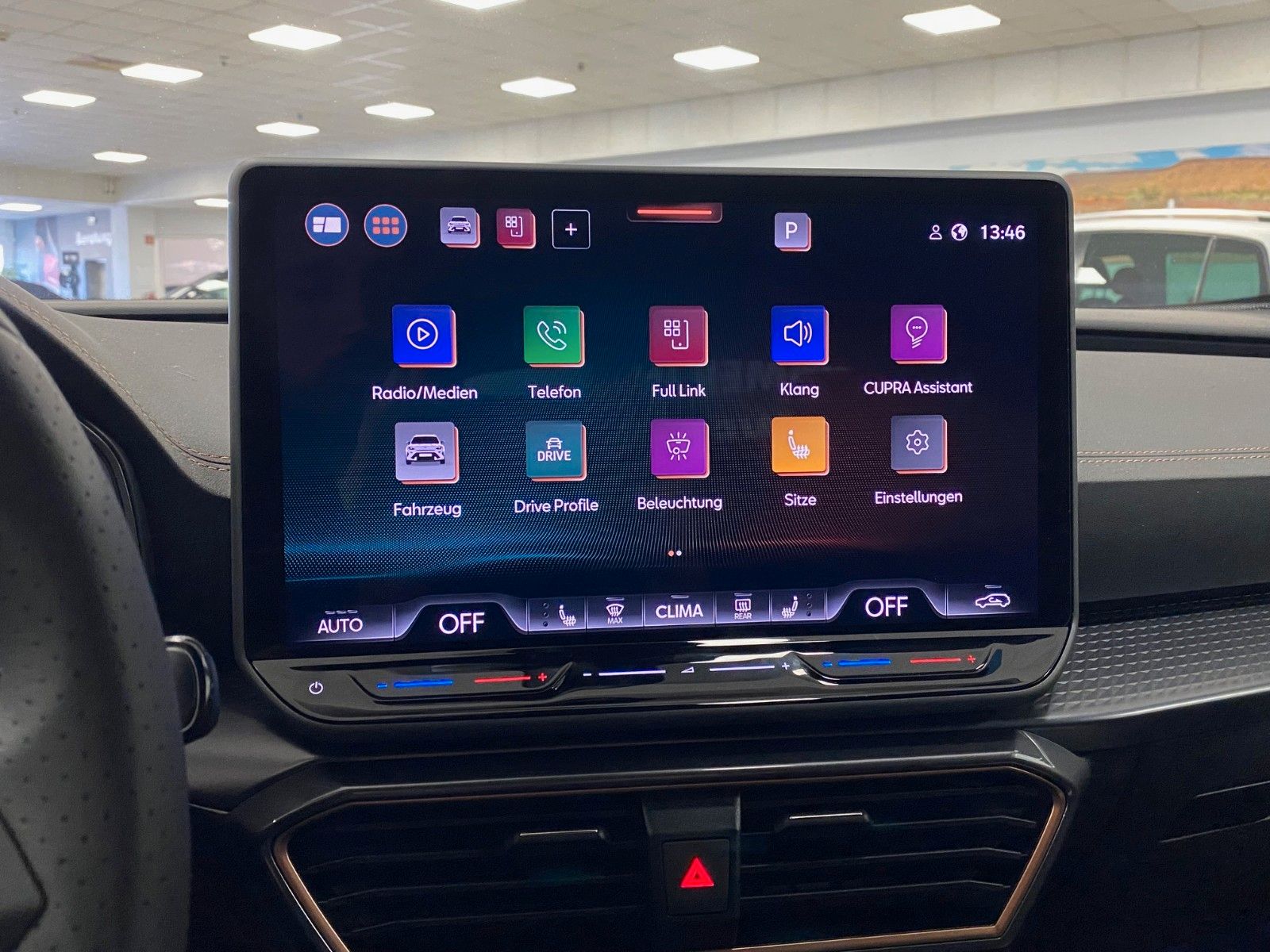 Fahrzeugabbildung CUPRA Formentor 1.5 TSI DSG+19" ALU+AHK+ACC+3-ZONEN KL